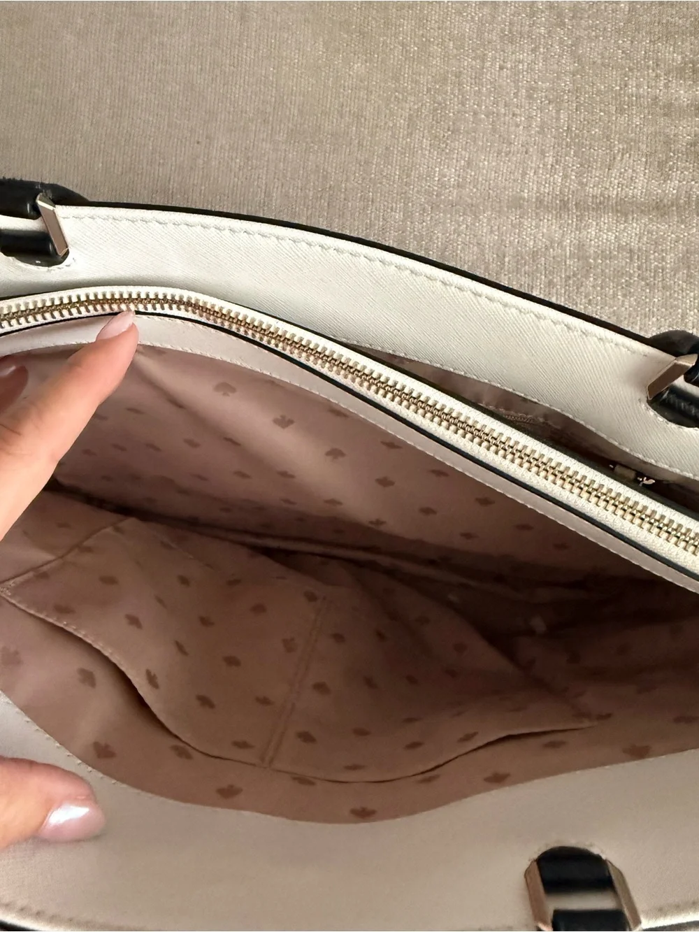 kate spade Beige, White & Black Leather Tote